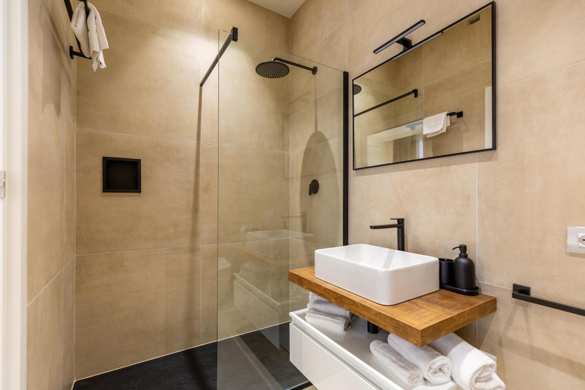 Casa Lounge Costituzione Hotel Cagliari Bagian luar foto