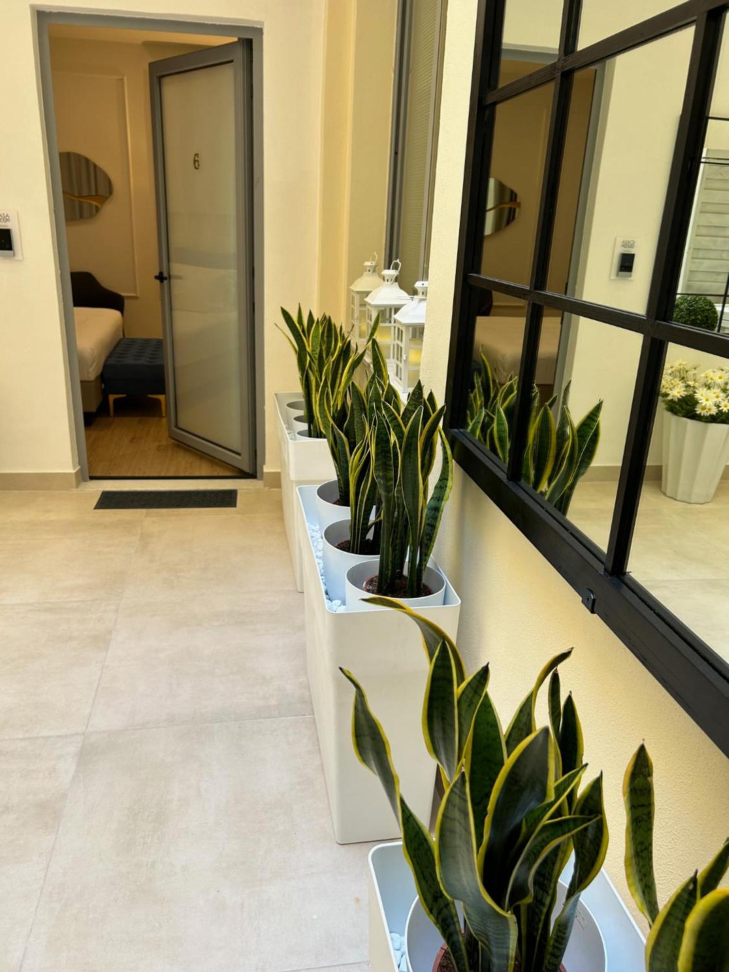 Casa Lounge Costituzione Hotel Cagliari Bagian luar foto